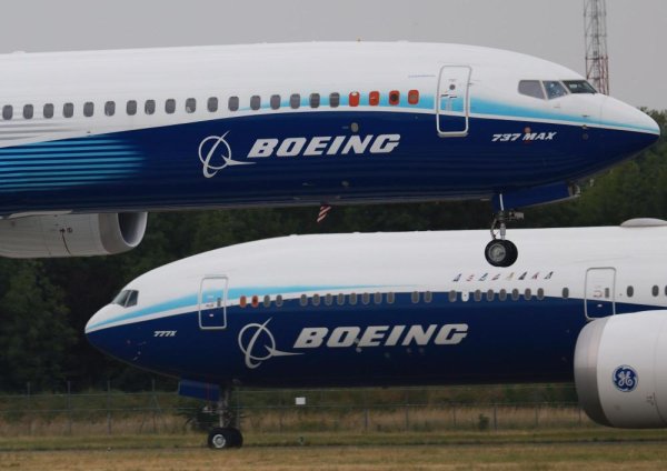 滚球app官网 多家航空公司暂时停飞波音737 MAX 9型客机